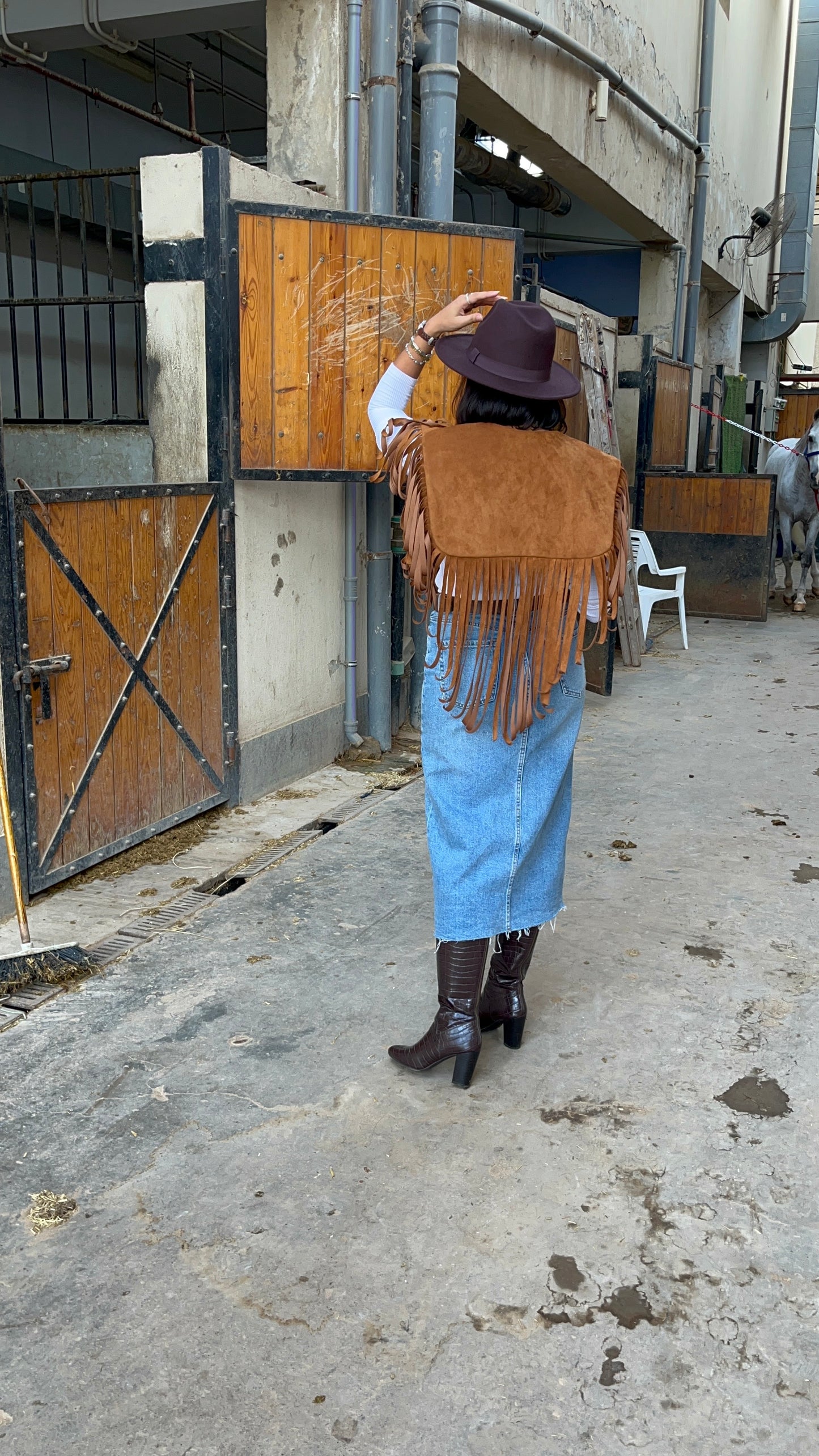 Western Fringes Vest in Brown