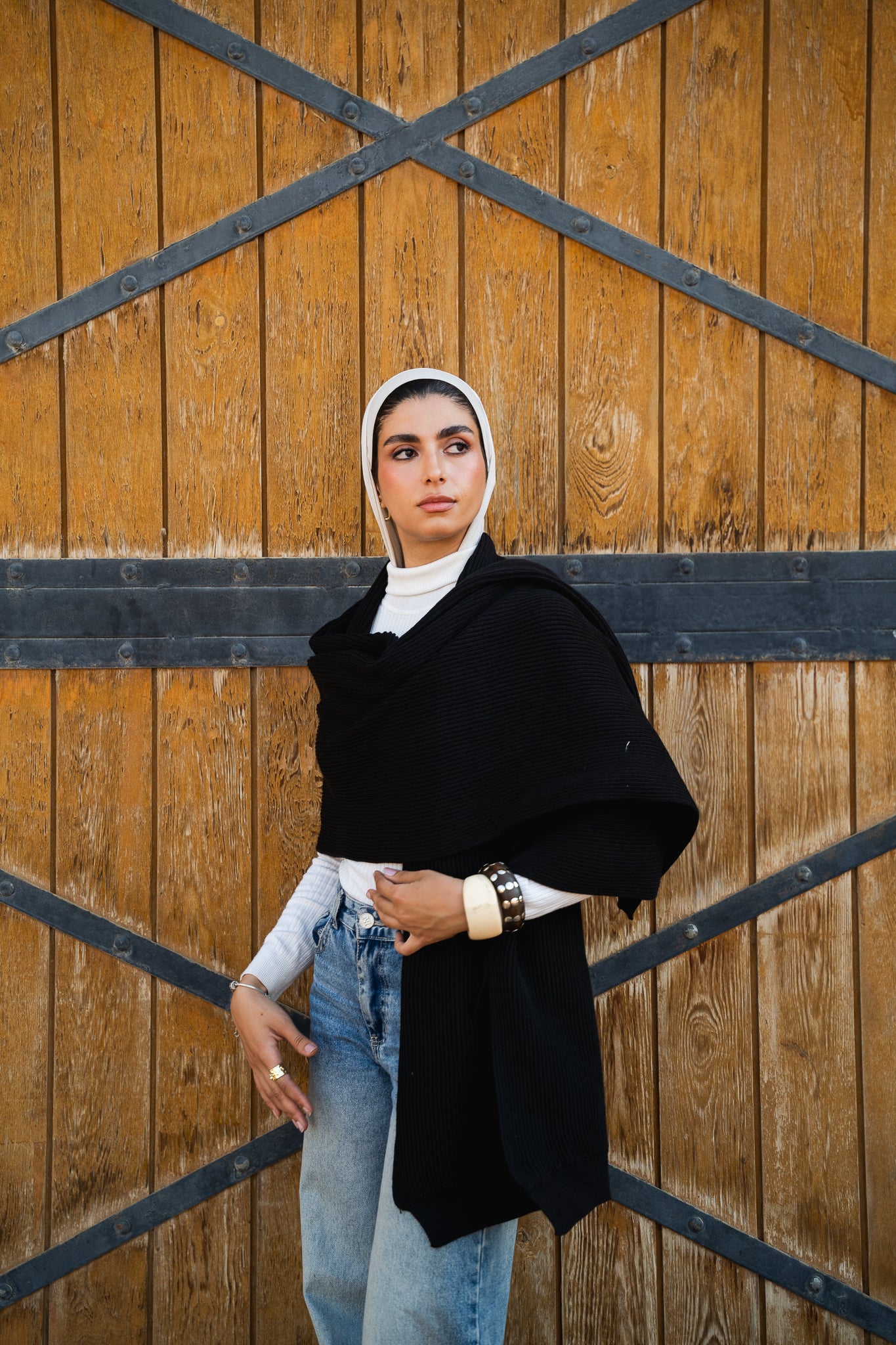 The Motion Shawl in Black